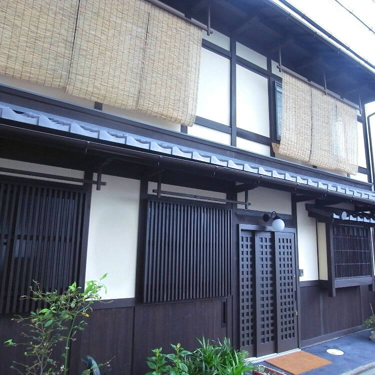 Fujibakama House